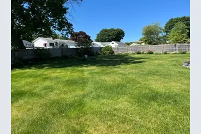 6 Hilltop Road, Dartmouth, MA 02747 - Photo 6