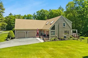 125 Prospect Hill St, Taunton, MA 02780 - Photo 2