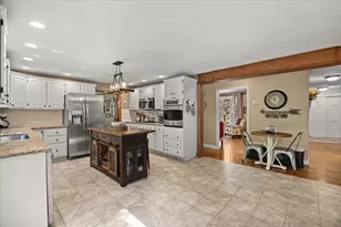125 Prospect Hill St, Taunton, MA 02780 - Photo 16