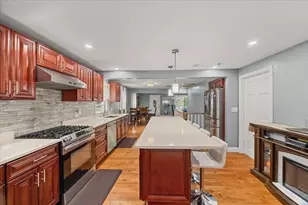 33 Prince St, Brockton, MA 02302 - Photo 2