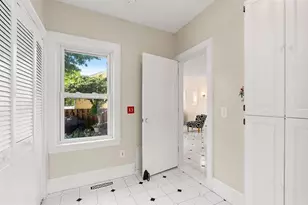 138 Lothrop St, Beverly, MA 01915 - Photo 16