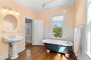 138 Lothrop St, Beverly, MA 01915 - Photo 30