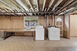 925 West St, Ludlow, MA 01056 - Photo 20