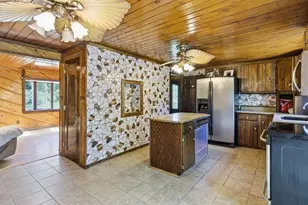 925 West St, Ludlow, MA 01056 - Photo 4