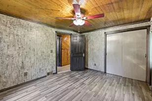 925 West St, Ludlow, MA 01056 - Photo 10