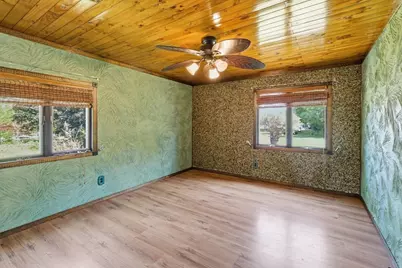 925 West St., Ludlow, MA 01056 - Photo 12