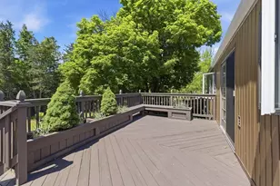 925 West St, Ludlow, MA 01056 - Photo 22