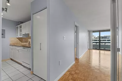 566 Commonwealth Ave #703, Boston, MA 02215 - Photo 8