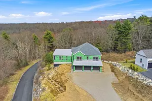 135 Nobscot Dr, Framingham, MA 01701 - Photo 1