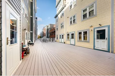 128 Tudor St #D, Boston, MA 02127 - Photo 10