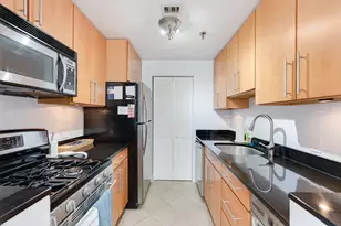 128 Tudor St, Boston, MA 02127 - Photo 6