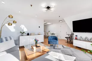 128 Tudor St, Boston, MA 02127 - Photo 2