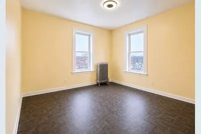 145 Essex Street #3R, Holyoke, MA 01040 - Photo 6