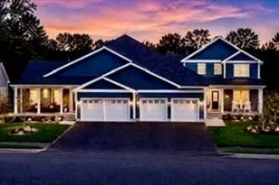 15 Beacon St, Wareham, MA 02558 - Photo 1