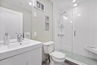 246 Boston St #1, Boston, MA 02125 - Photo 10