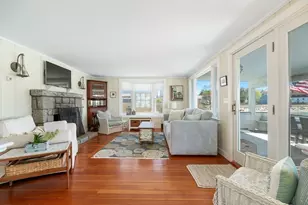 8 Bickford Way, Gloucester, MA 01930 - Photo 6
