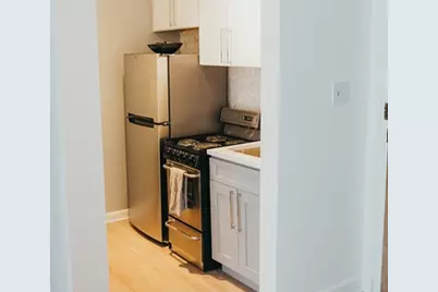 123 Sewall Ave #1C, Brookline, MA 02446 - Photo 4