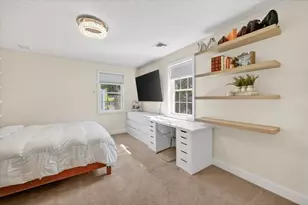 1074 Church St, New Bedford, MA 02745 - Photo 30
