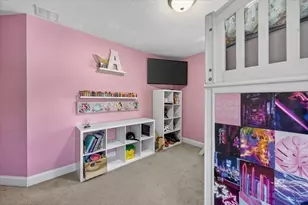 1074 Church St, New Bedford, MA 02745 - Photo 28