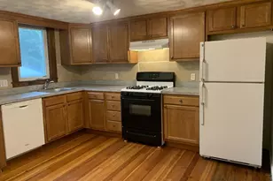 62 Cutter St, Waltham, MA 02453 - Photo 2