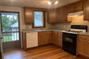 62 Cutter St, Waltham, MA 02453 - Photo 4