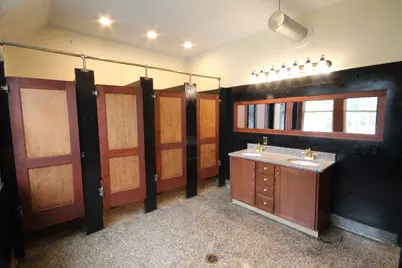1043 Sumner Ave, Springfield, MA 01118 - Photo 14