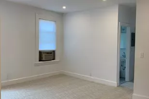1064 Beacon St, Brookline, MA 02446 - Photo 14