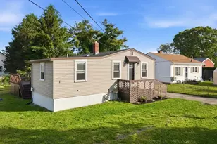21 Golf St, Fairhaven, MA 02719 - Photo 26