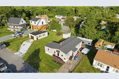 21 Golf St, Fairhaven, MA 02719 - Photo 26