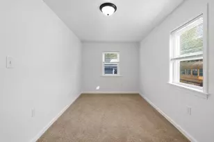21 Golf St, Fairhaven, MA 02719 - Photo 10