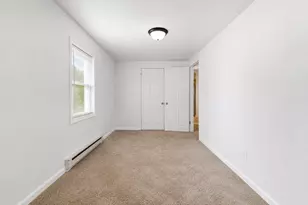 21 Golf St, Fairhaven, MA 02719 - Photo 12