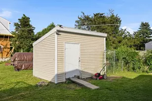 21 Golf St, Fairhaven, MA 02719 - Photo 24