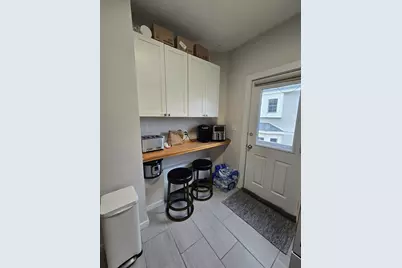 4B Pearl St #4B, Watertown, MA 02472 - Photo 2