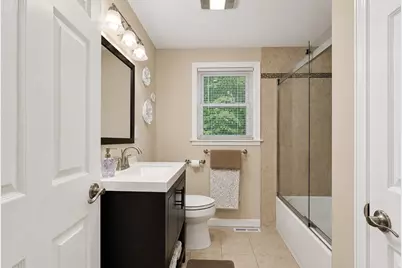 10 Douglas Ave, Methuen, MA 01844 - Photo 24