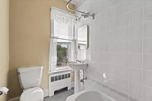 878 Highland Ave, Fall River, MA 02720 - Photo 16