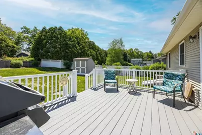 19 Moreau Ct, Chicopee, MA 01020 - Photo 30