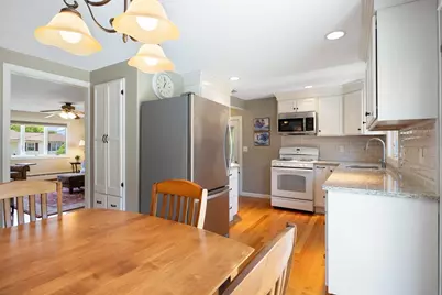 19 Moreau Ct, Chicopee, MA 01020 - Photo 8