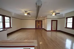1043 Sumner Ave, Springfield, MA 01118 - Photo 2