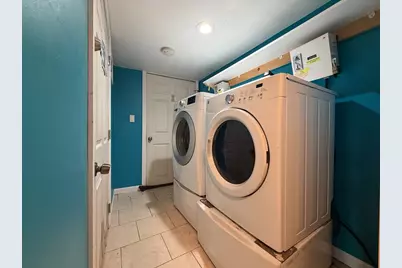 338 Riverside Ave #B, Medford, MA 02155 - Photo 10
