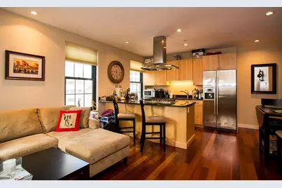 99-105 Broad St #8D, Boston, MA 02110 - Photo 2