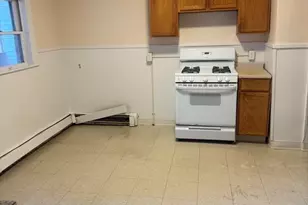 18 Fairview Ave, Malden, MA 02148 - Photo 2