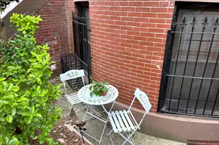 81 E Brookline St, Boston, MA 02118 - Photo 6