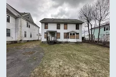242 Wahconah St, Pittsfield, MA 01201 - Photo 2