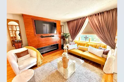 12 Reservoir Dr #2, Randolph, MA 02368 - Photo 4