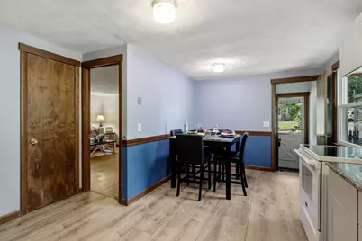64 Tioga St, Springfield, MA 01128 - Photo 8