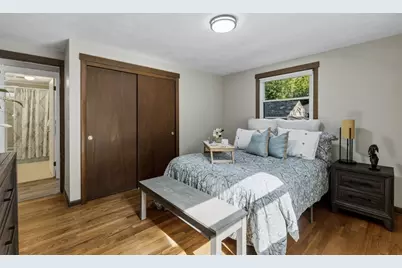 64 Tioga St, Springfield, MA 01128 - Photo 12