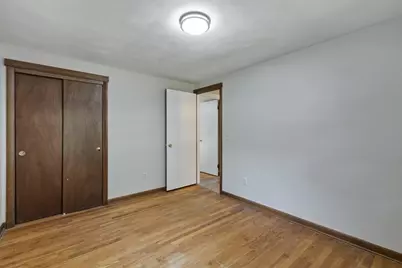 64 Tioga St, Springfield, MA 01128 - Photo 18