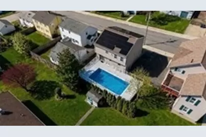 563 Woodman St, Fall River, MA 02724 - Photo 24