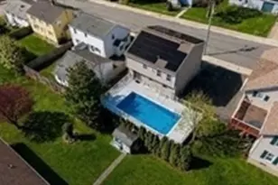 563 Woodman St, Fall River, MA 02724 - Photo 24