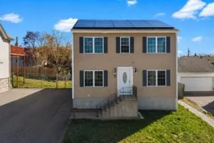 563 Woodman St, Fall River, MA 02724 - Photo 1